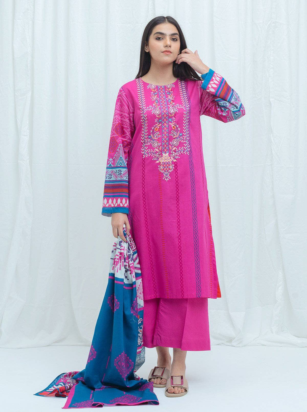 img_beechtree_lawn_2021_awwal_boutique