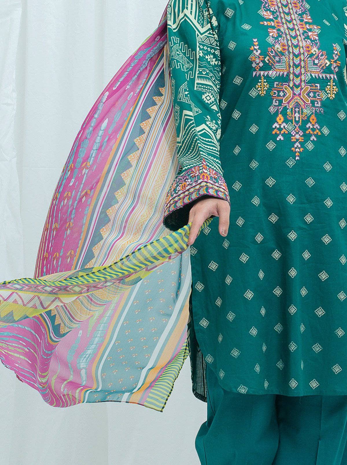 img_beechtree_lawn_2021_awwal_boutique