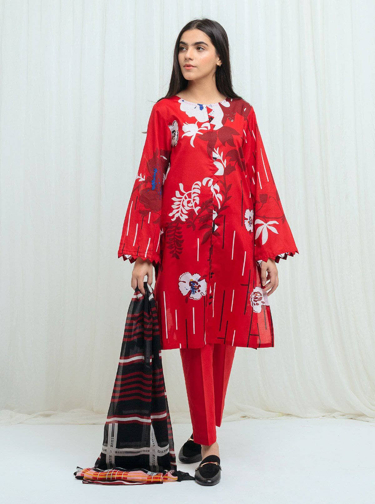 img_beechtree_lawn_2021_awwal_boutique