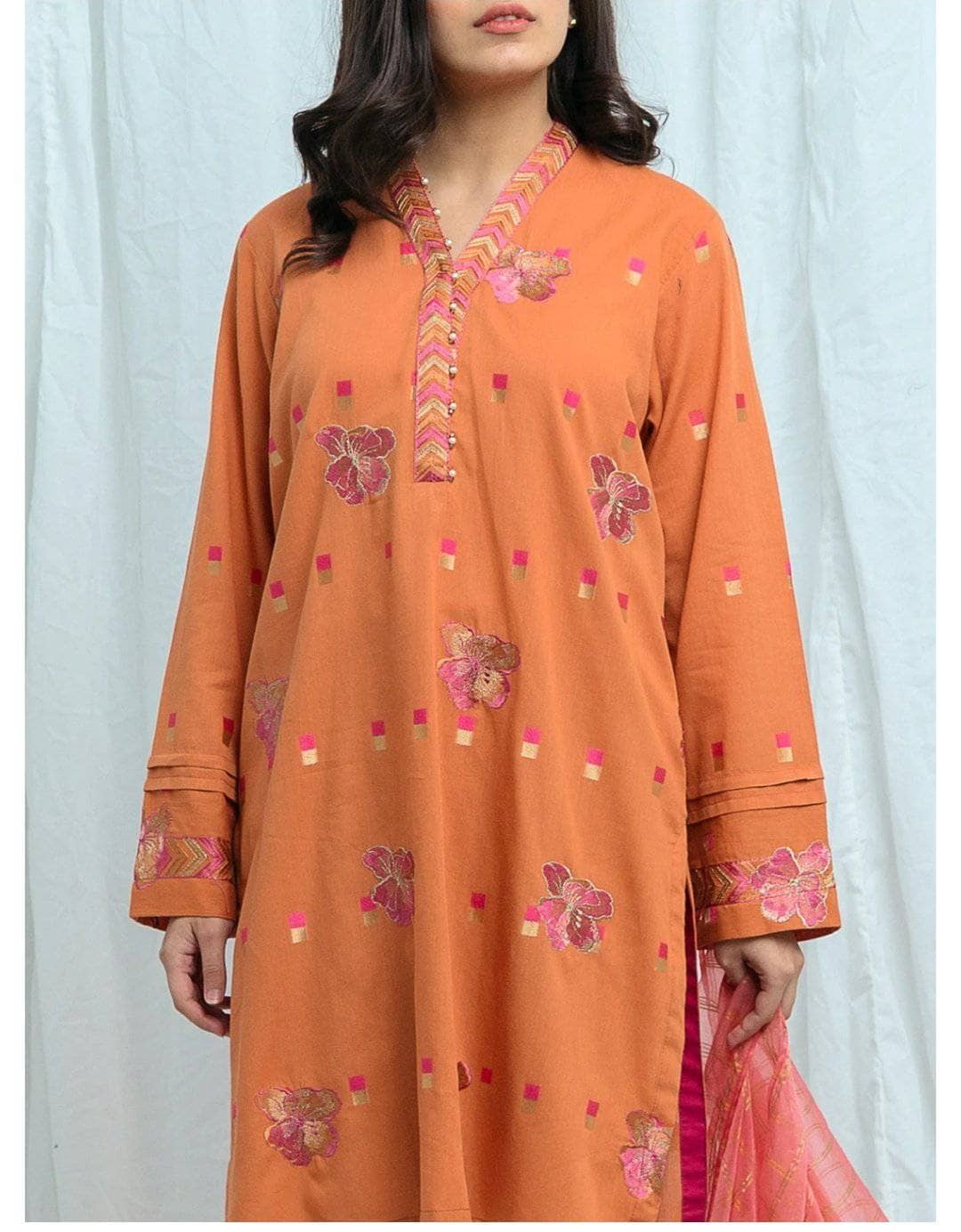 img_beechtree_lawn_2021_awwal_boutique