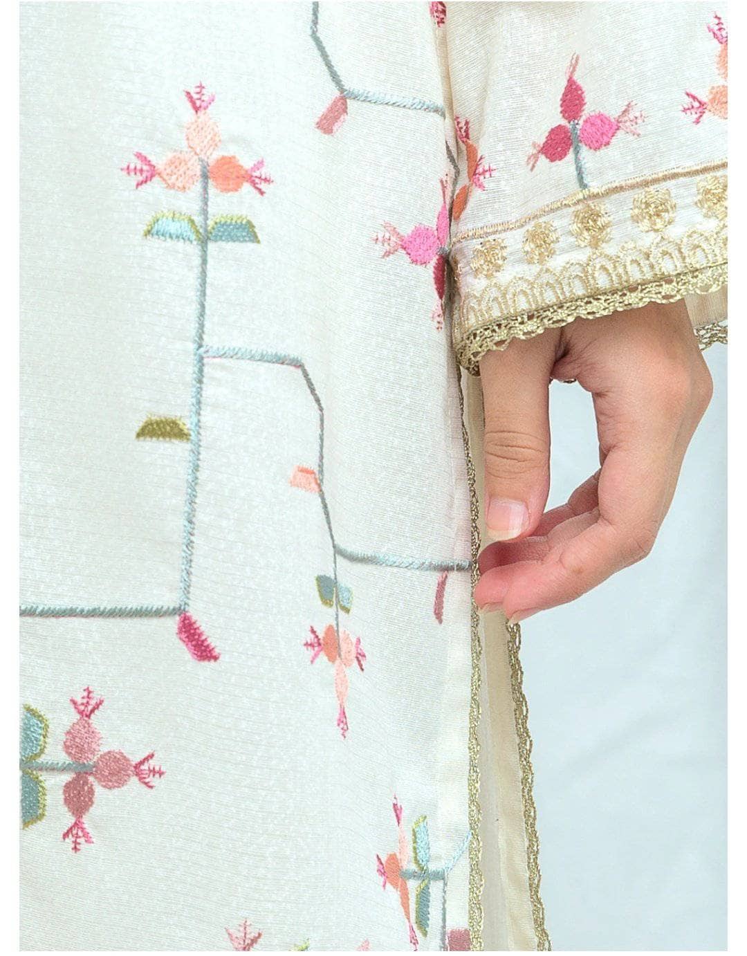 Beechtree Lawn 2021/Vol 4/Chalky White-Embroidered-2P