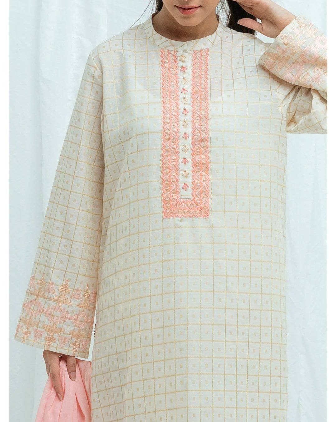 img_beechtree_lawn_2021_awwal_boutique