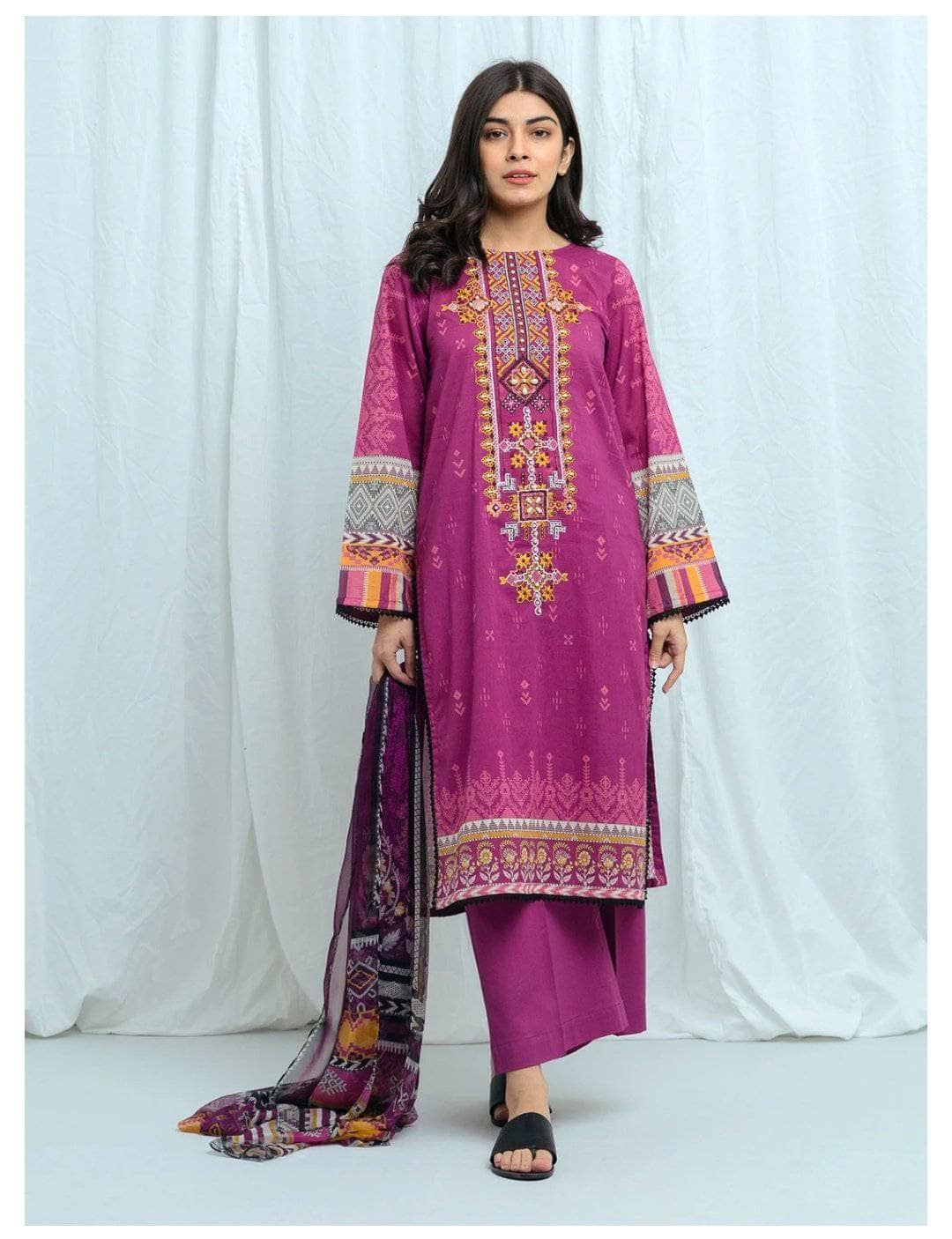 img_beechtree_lawn_2021_awwal_boutique