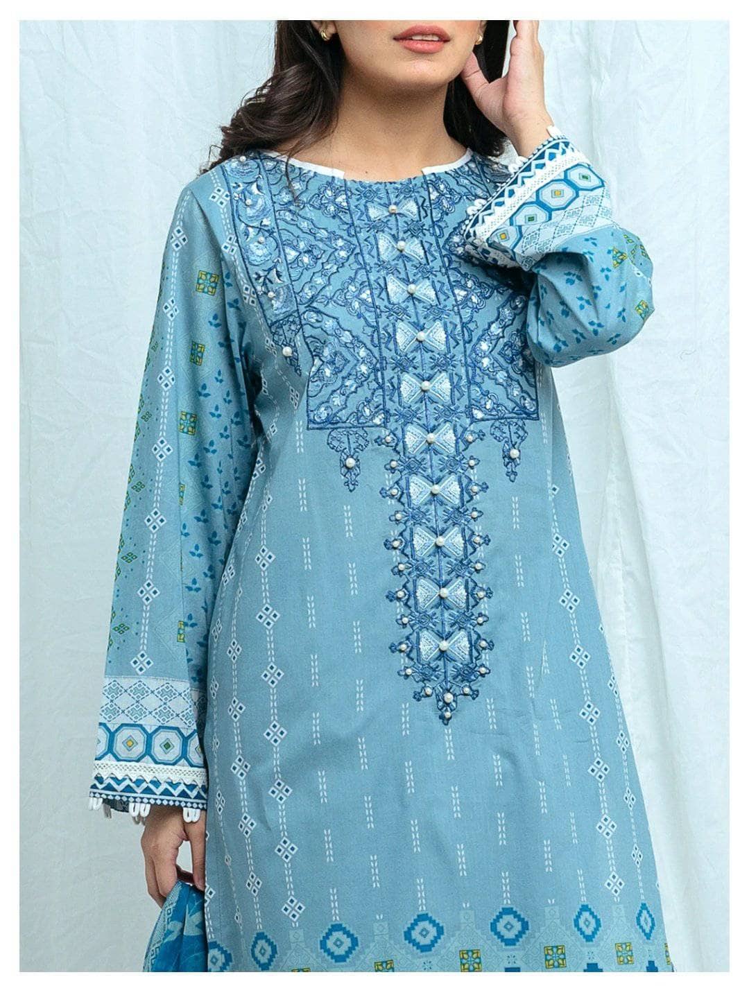 img_beechtree_lawn_2021_awwal_boutique