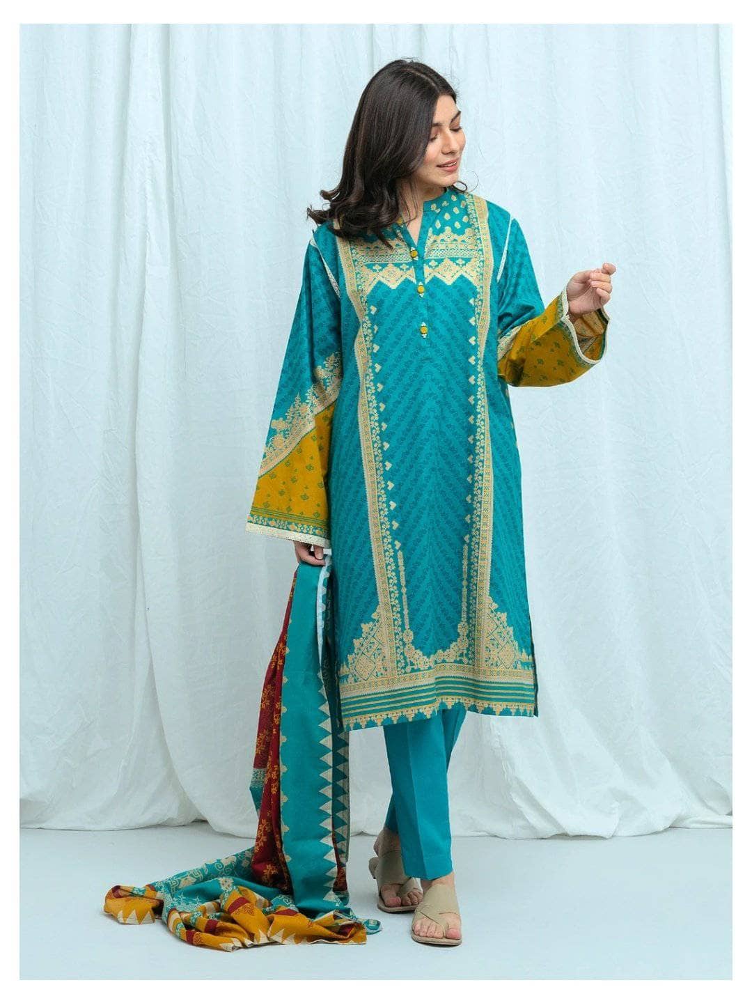 img_beechtree_lawn_2021_awwal_boutique
