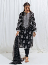 img_beechtree_monochrome_lawn_2021_awwal_boutique