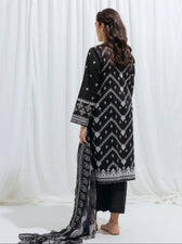 img_beechtree_monochrome_lawn_2021_awwal_boutique