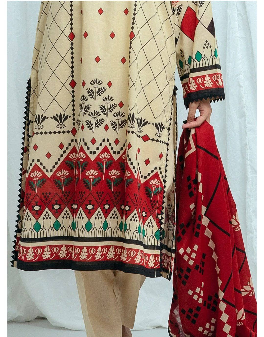 img_beechtree_lawn_2021_awwal_boutique