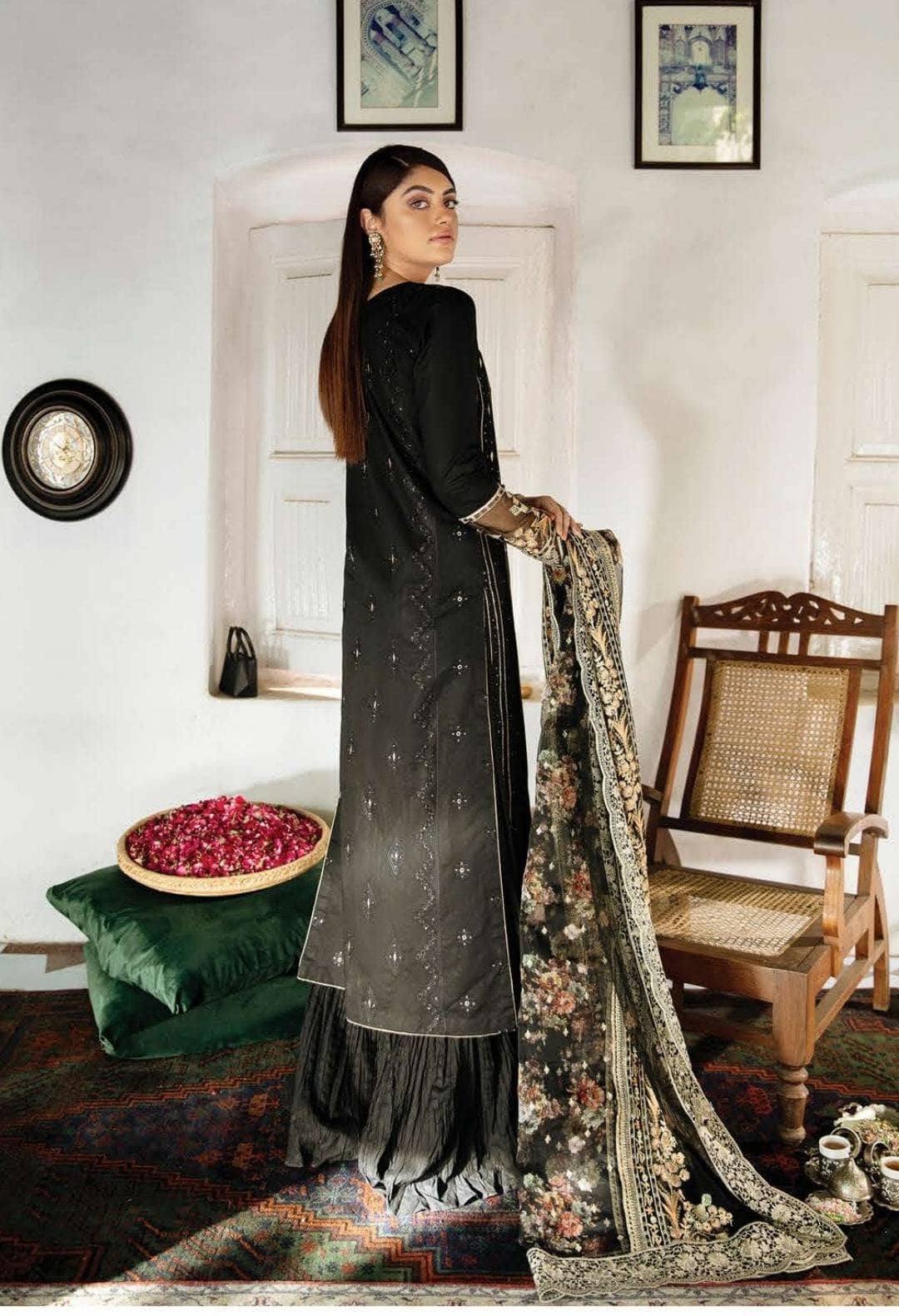 Img_bin_ilyas_dastak_lawn_22_awwal_boutique