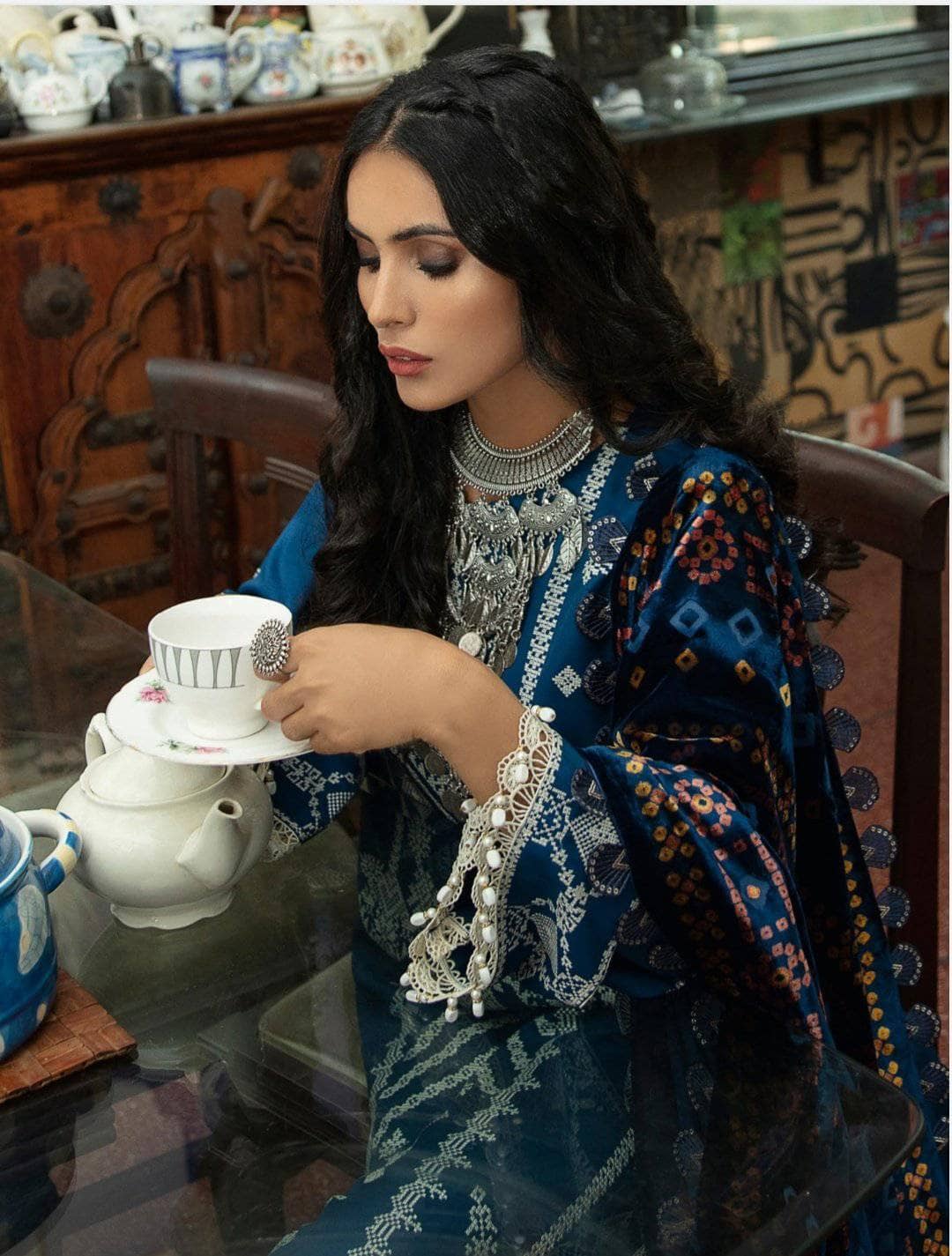 Restocked/Esha Eshal by Bin Ilyas/1B