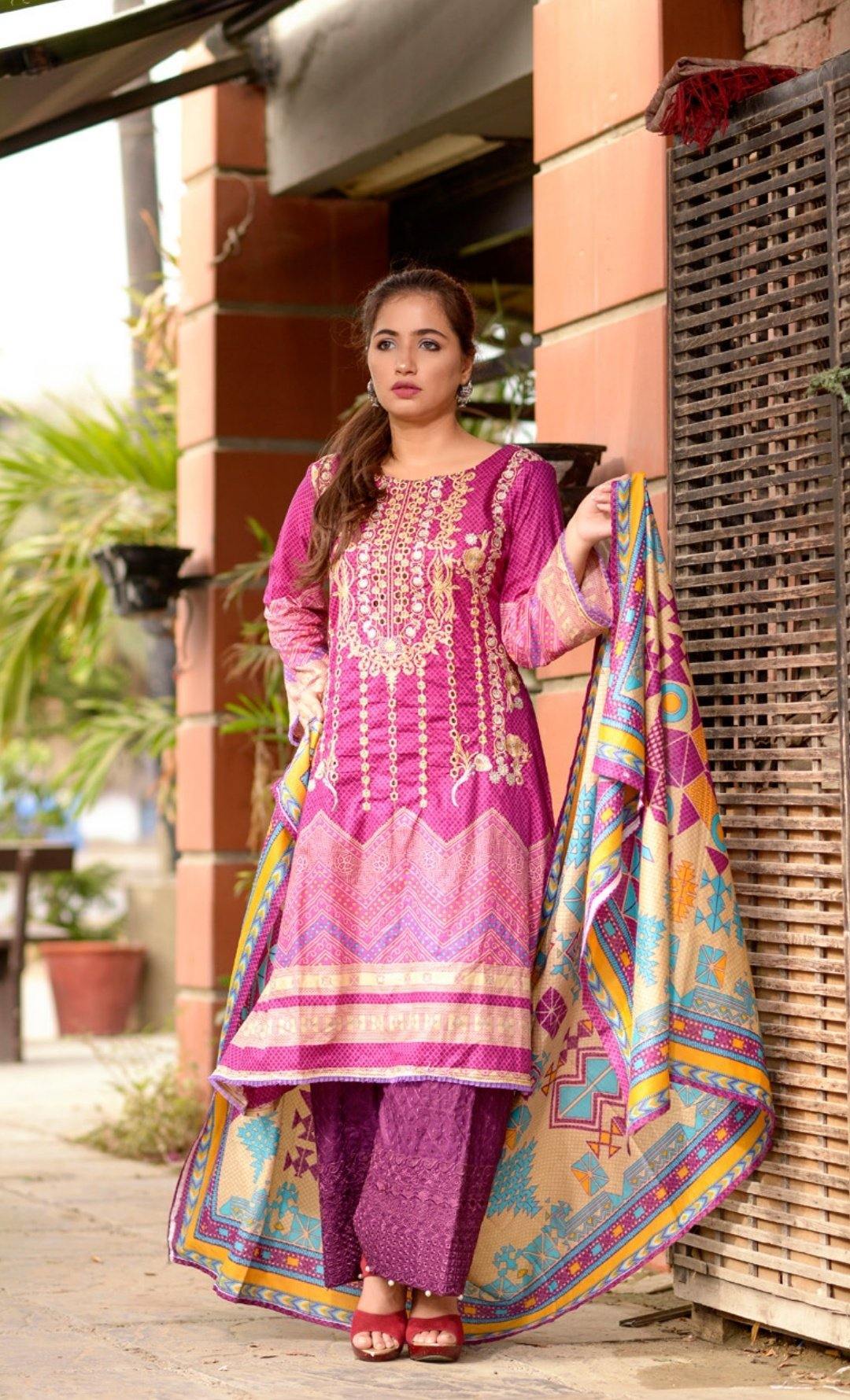img_bin_saeed_chiknakari_lawn_collection_awwal_boutique