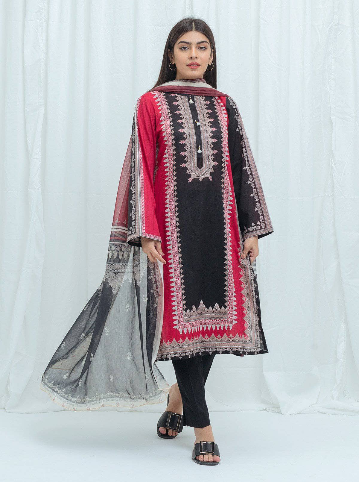 img_beechtree_lawn_2021_awwal_boutique