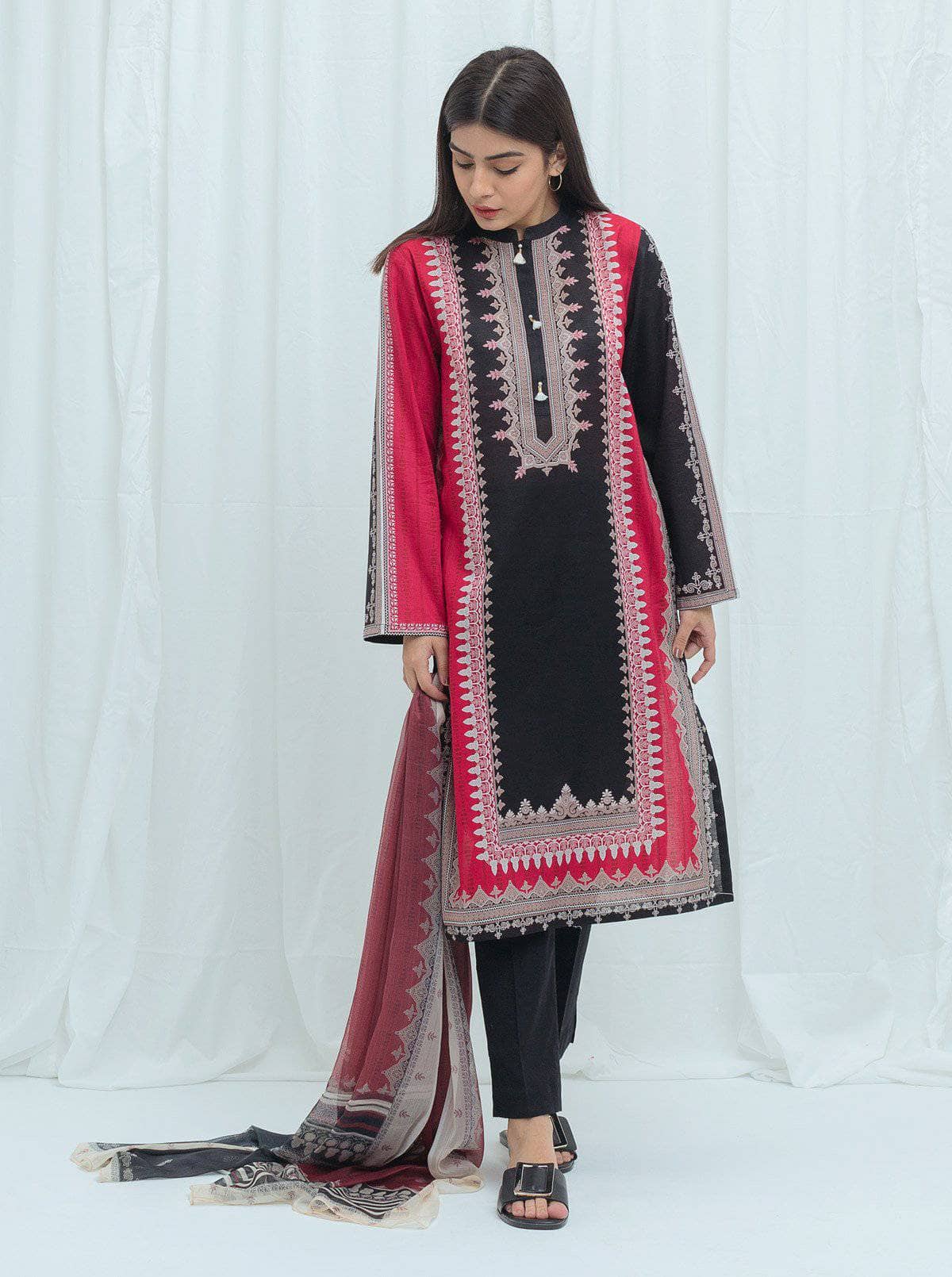 img_beechtree_lawn_2021_awwal_boutique