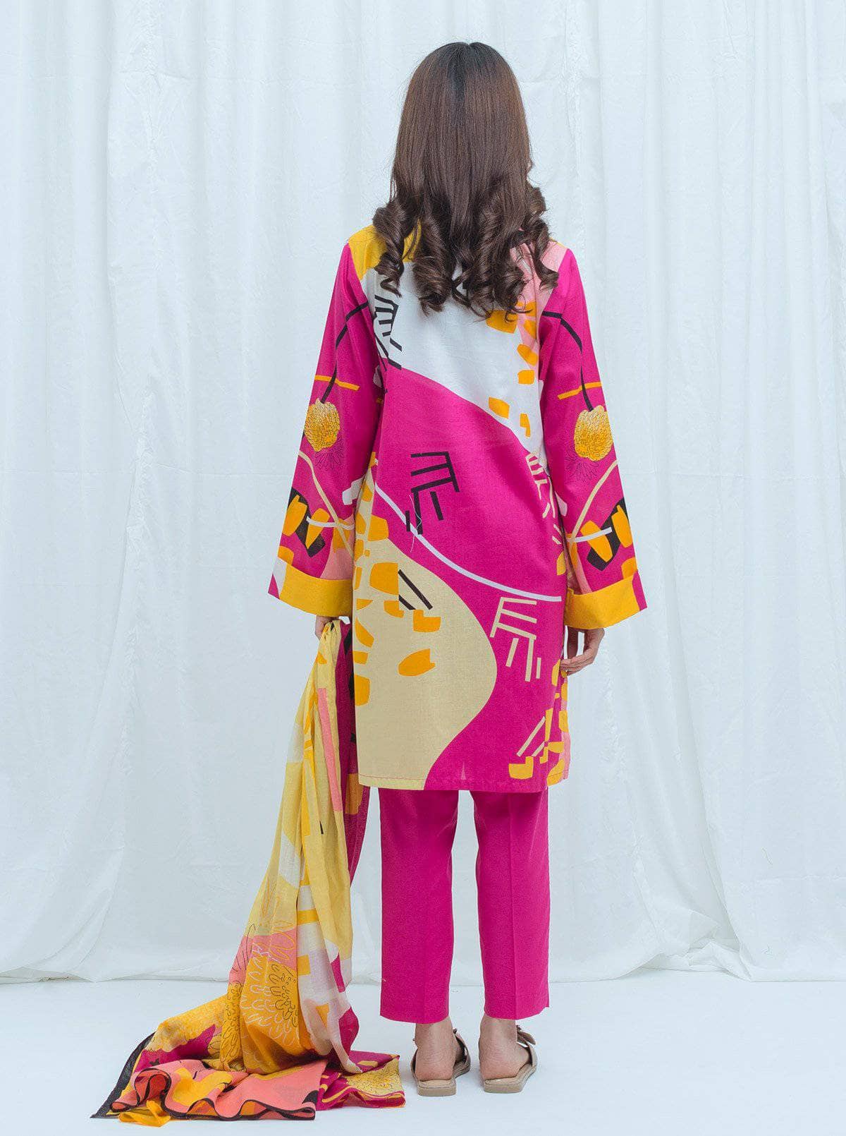 img_beechtree_lawn_2021_awwal_boutique