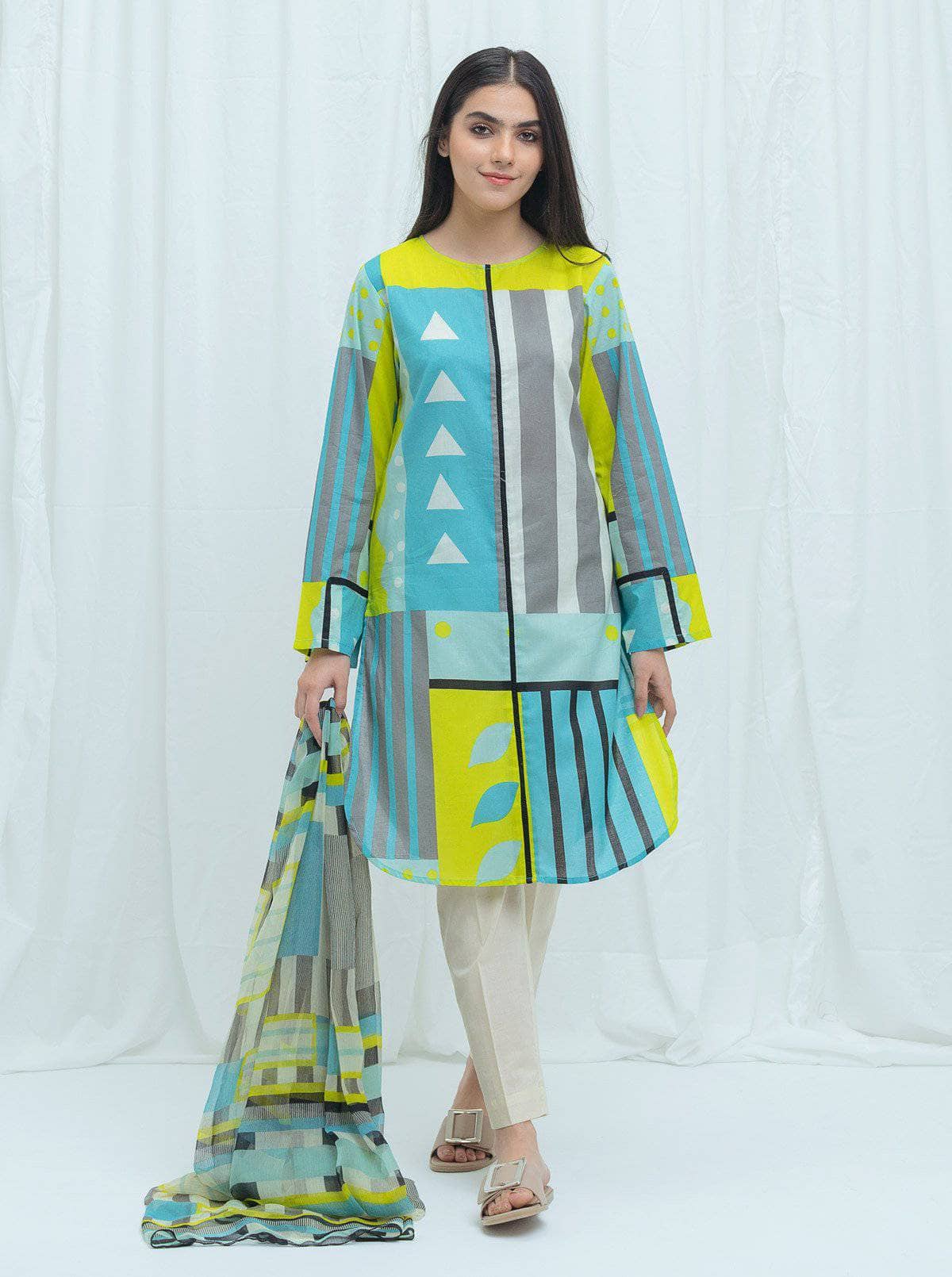 img_beechtree_lawn_2021_awwal_boutique