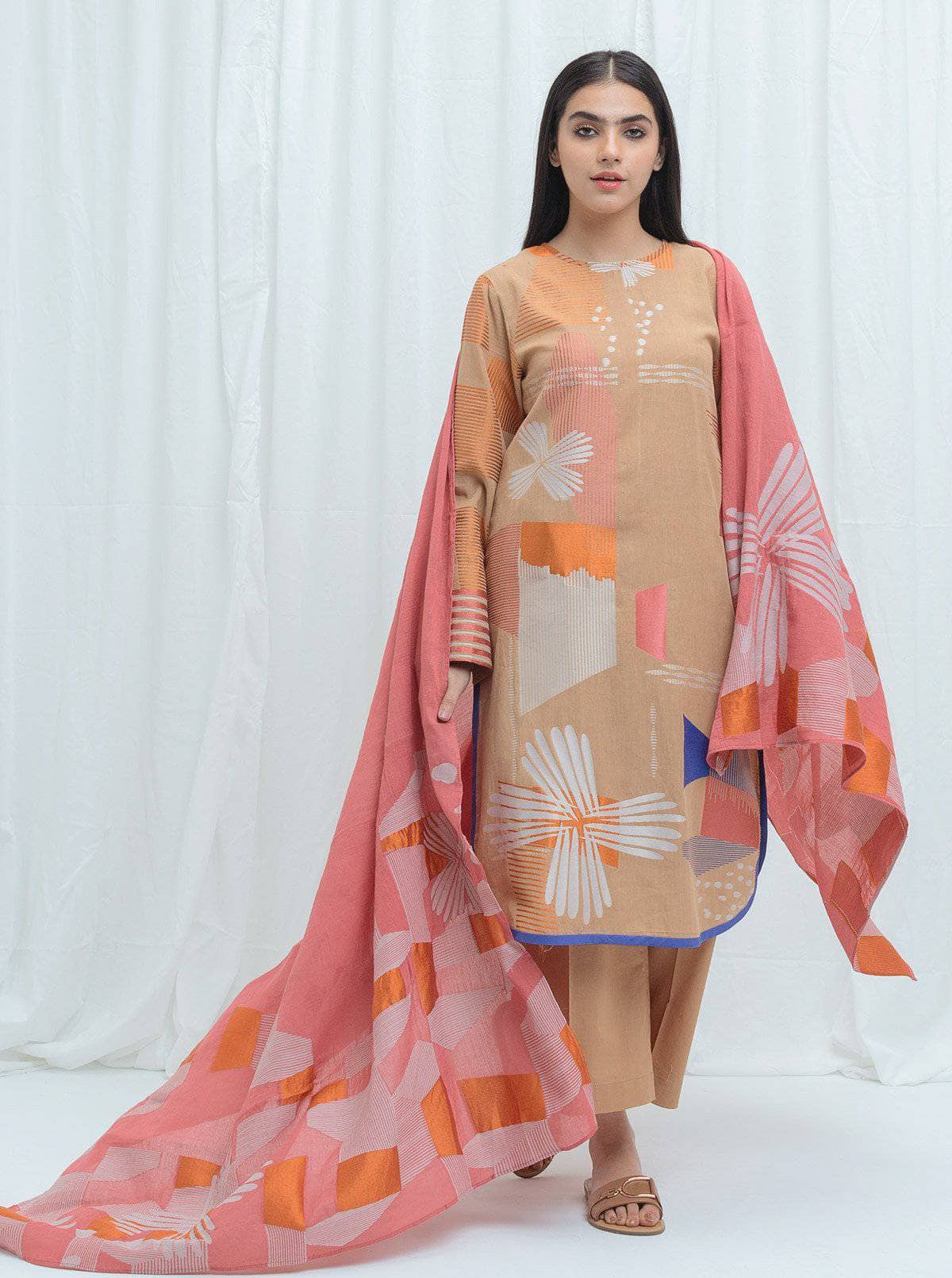 img_beechtree_lawn_2021_awwal_boutique