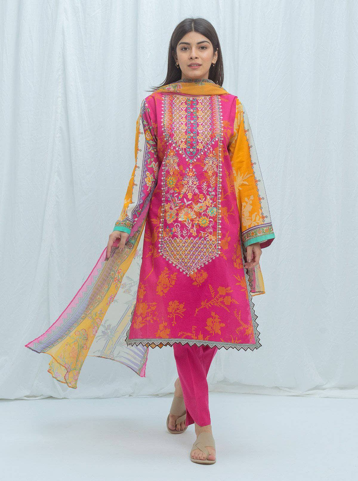 img_beechtree_lawn_2021_awwal_boutique