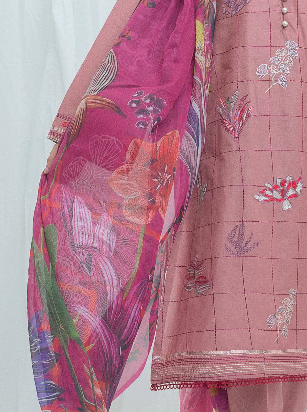 img_beechtree_lawn_2021_awwal_boutique