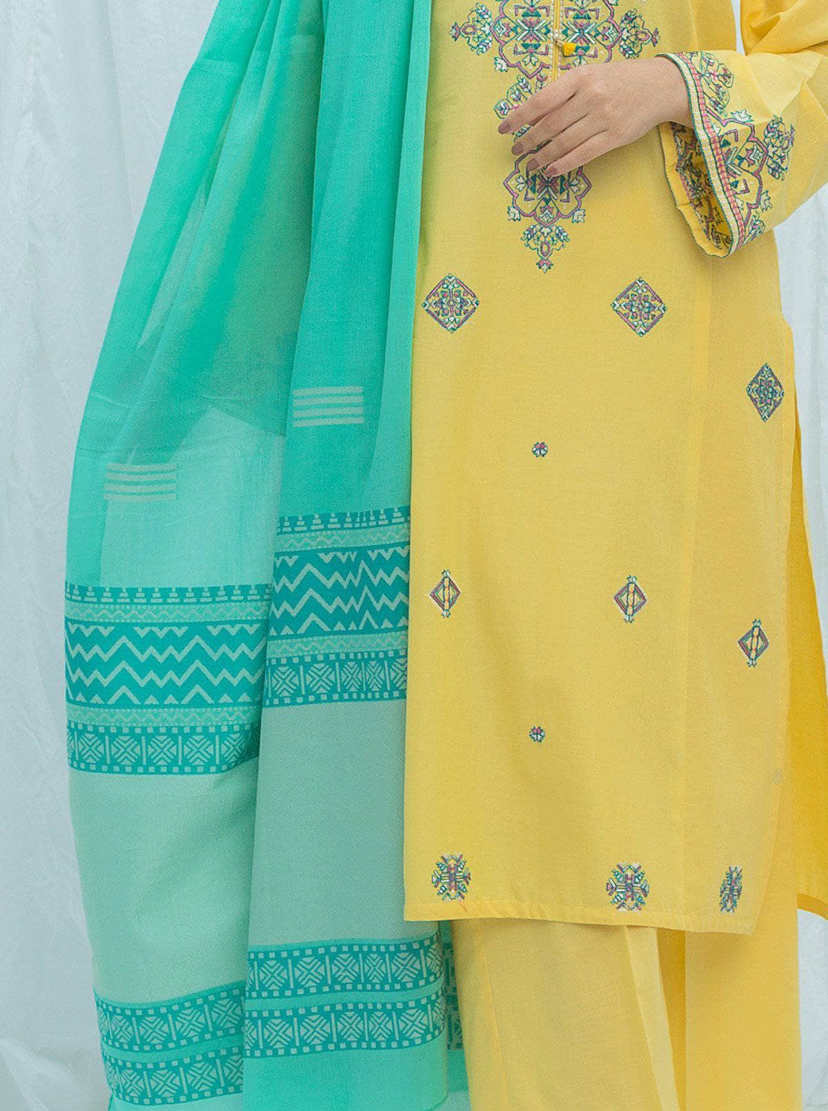 img_beechtree_lawn_2021_awwal_boutique