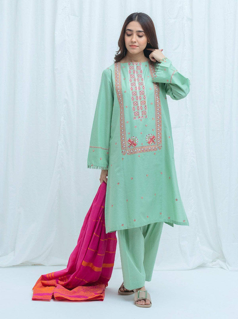 img_beechtree_lawn_2021_awwal_boutique