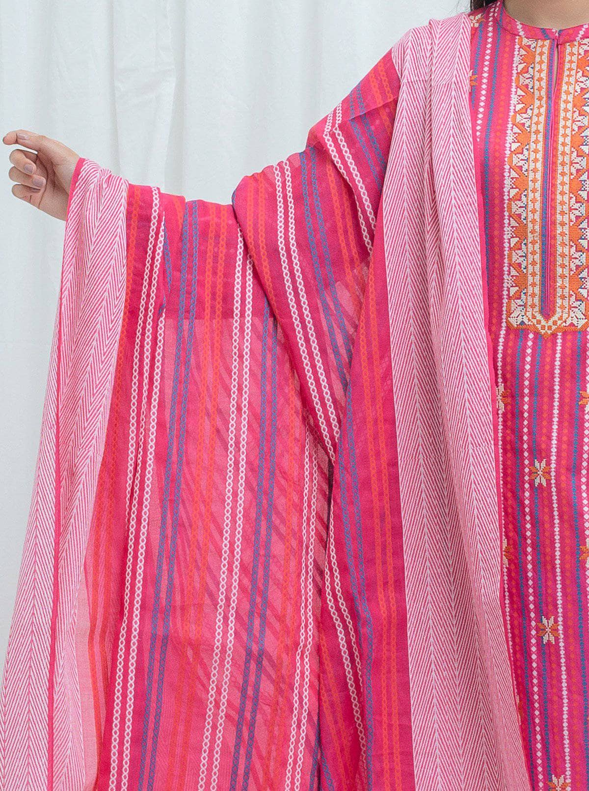 img_beechtree_lawn_2021_awwal_boutique