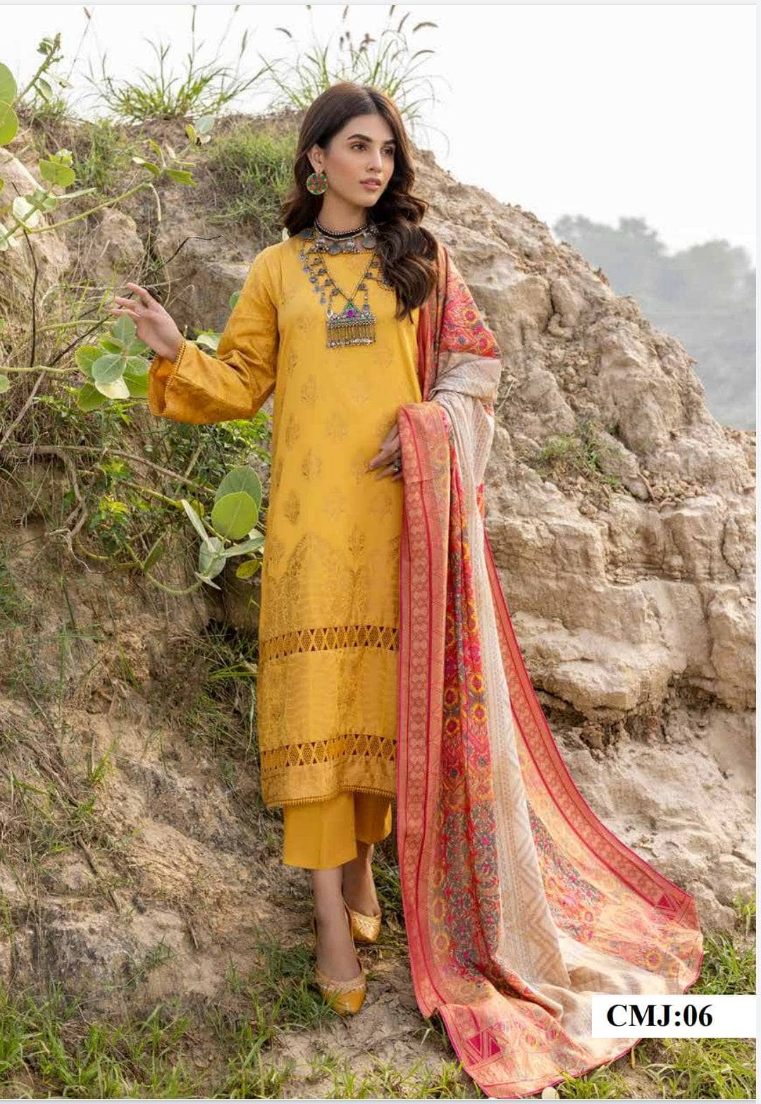 img_marina_jacquard_shawl_collection_by_charizma_awwal_boutique