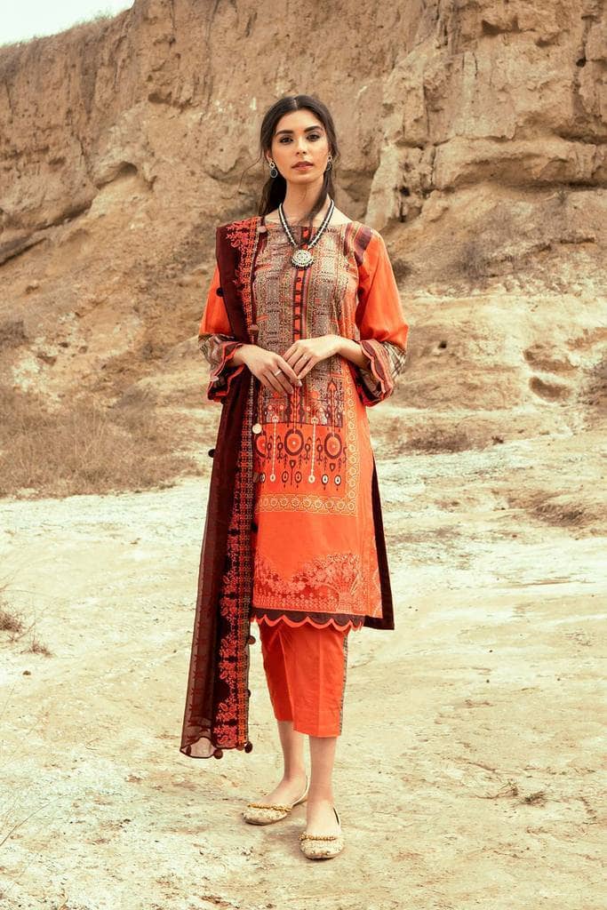 img_charizma_naranji_lawn_2021_awwal_boutique