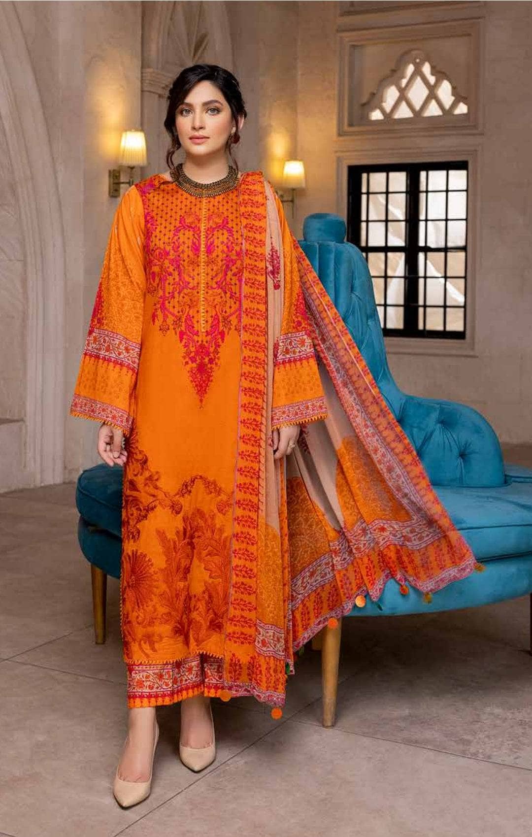 img_charizma_aniiq_lawn_22_awwal_boutique