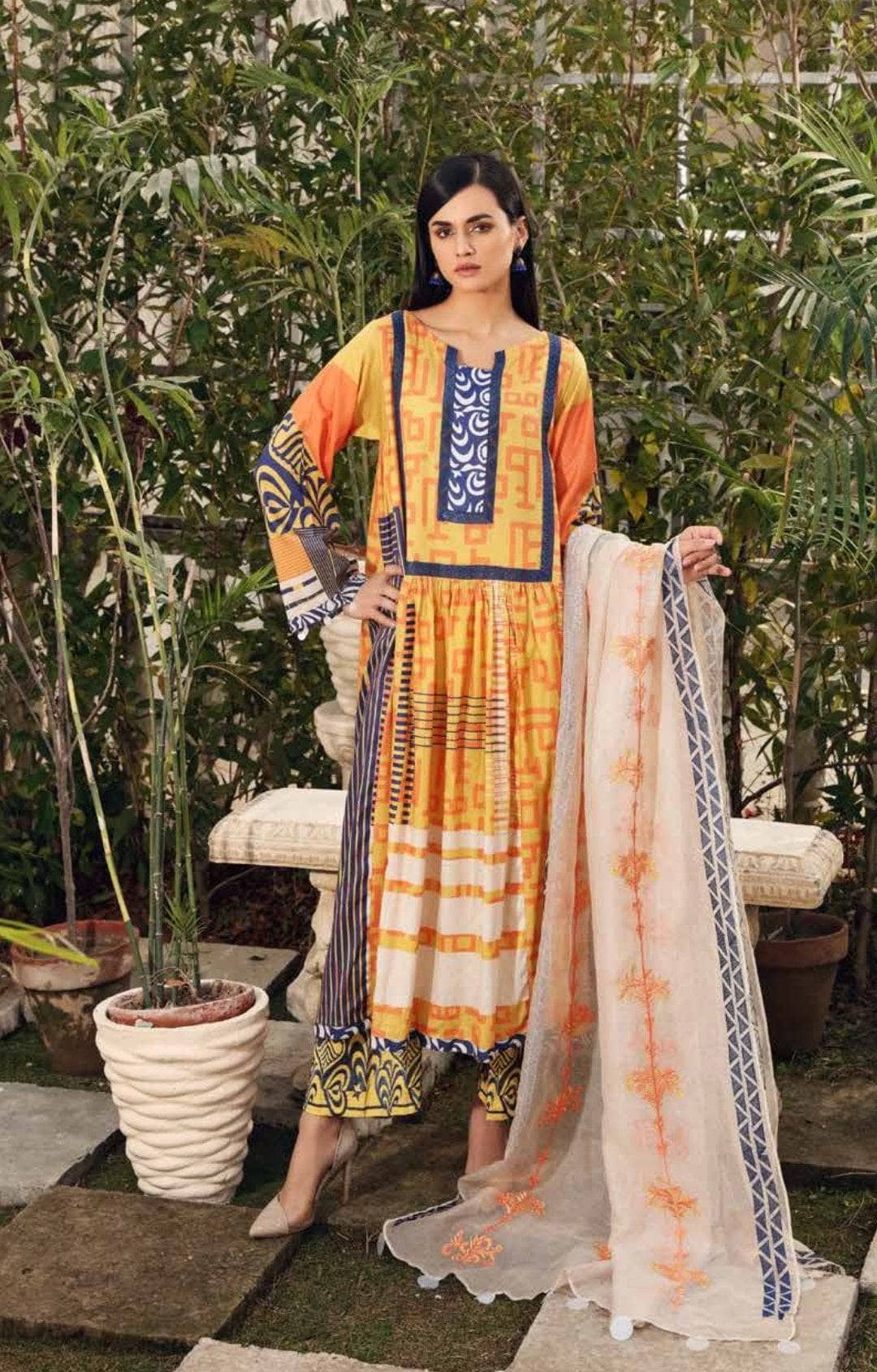 img_charizma_combination_22_awwal_boutique