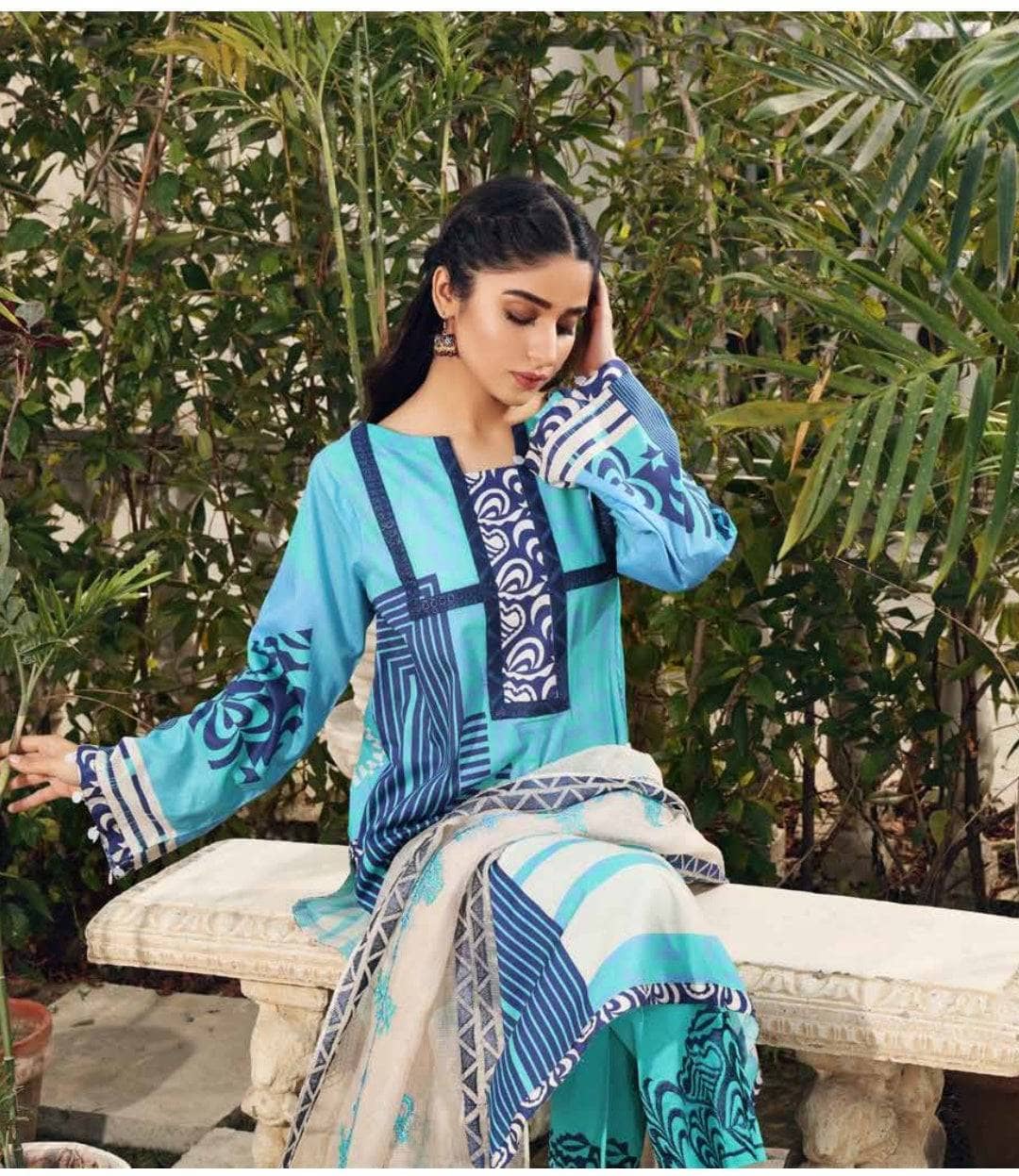 img_charizma_combination_22_awwal_boutique