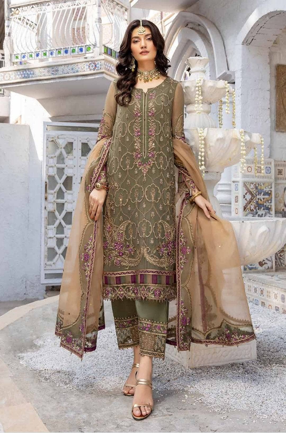 img_charizma_dastaan_e_jashn_awwal_boutique