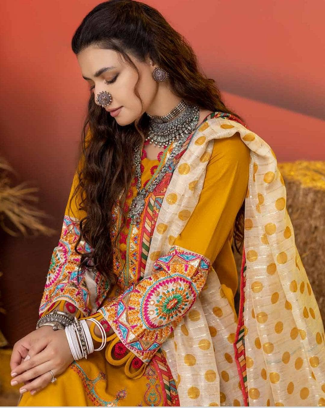 img_charizma_khaddar_awwal_boutique