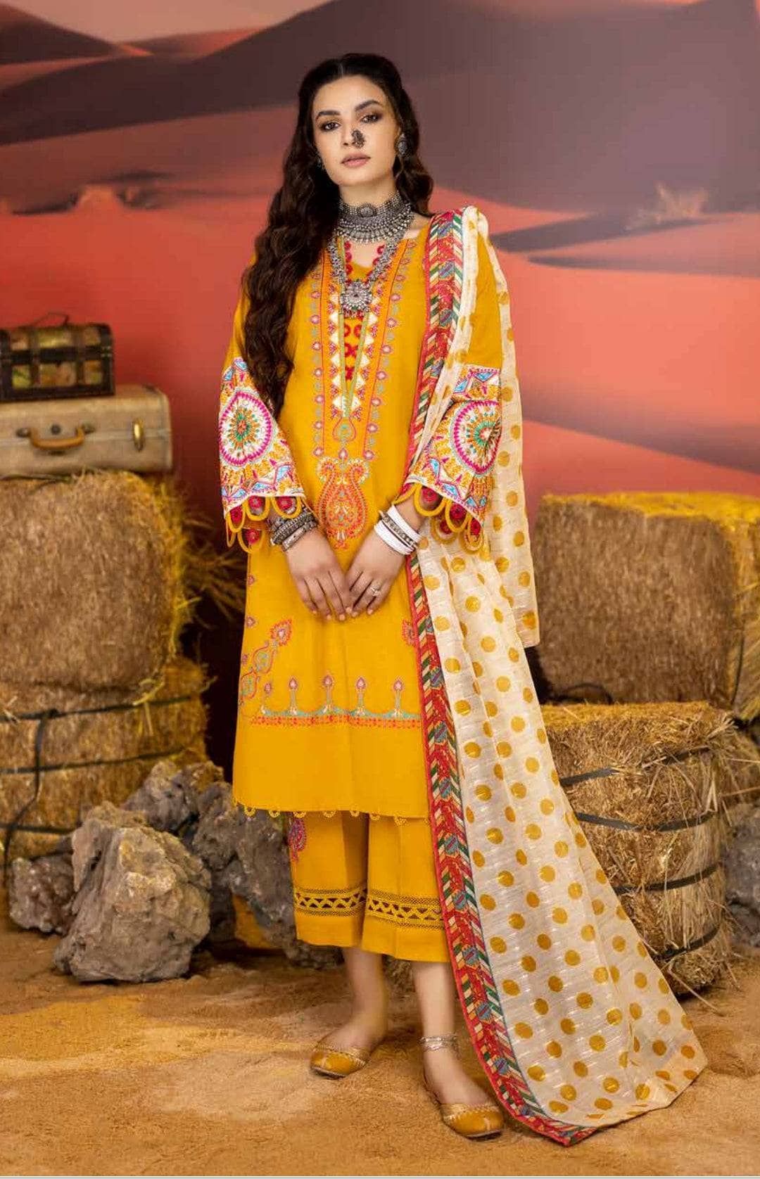 img_charizma_khaddar_awwal_boutique