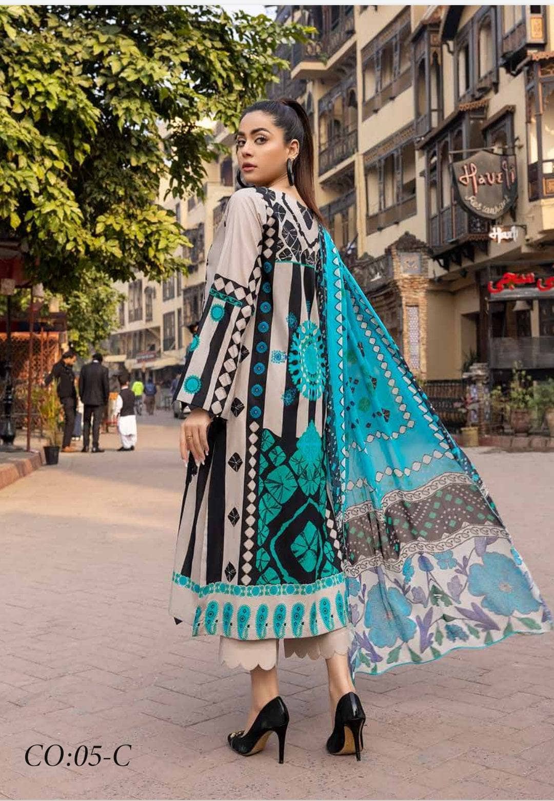 img_charizma_orange_series_awwal_boutique