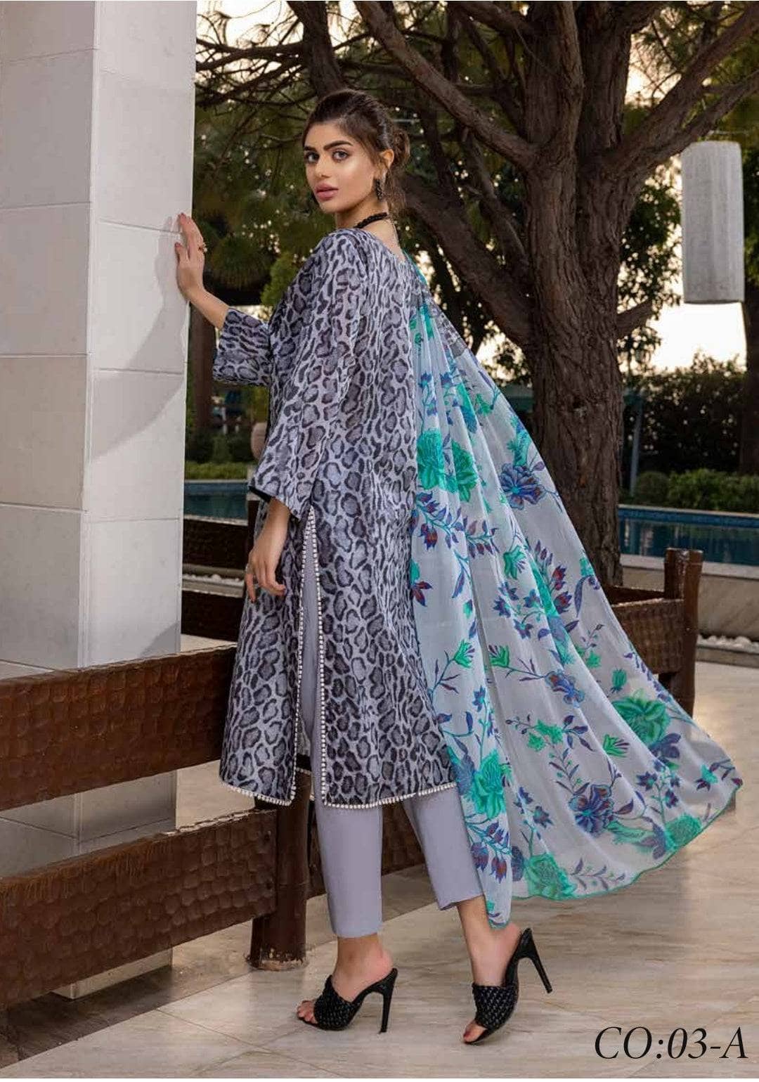 img_charizma_orange_series_awwal_boutique