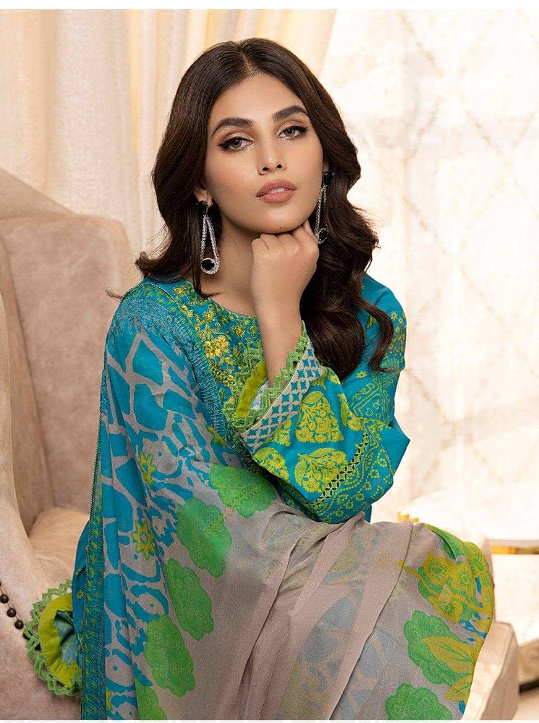 img_charizma_combination_lawn_awwal_boutique_awwal_boutique