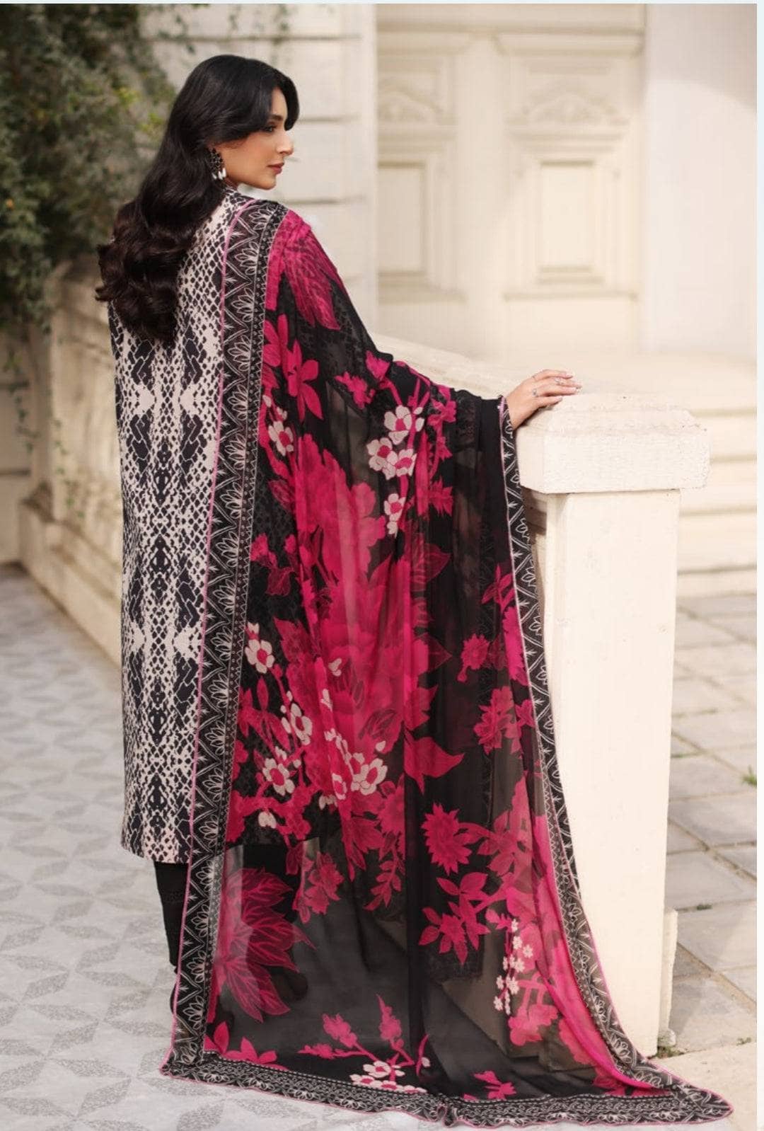 img_charizma_c_prints_awwal_boutique