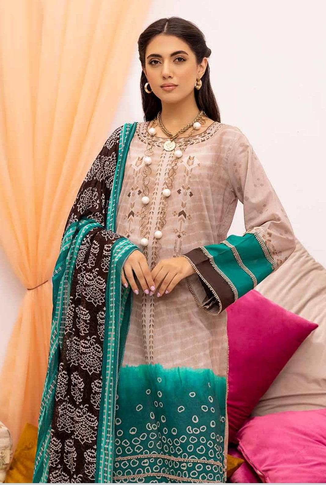 img_charizma_C_prints_vol_4_awwal_boutique