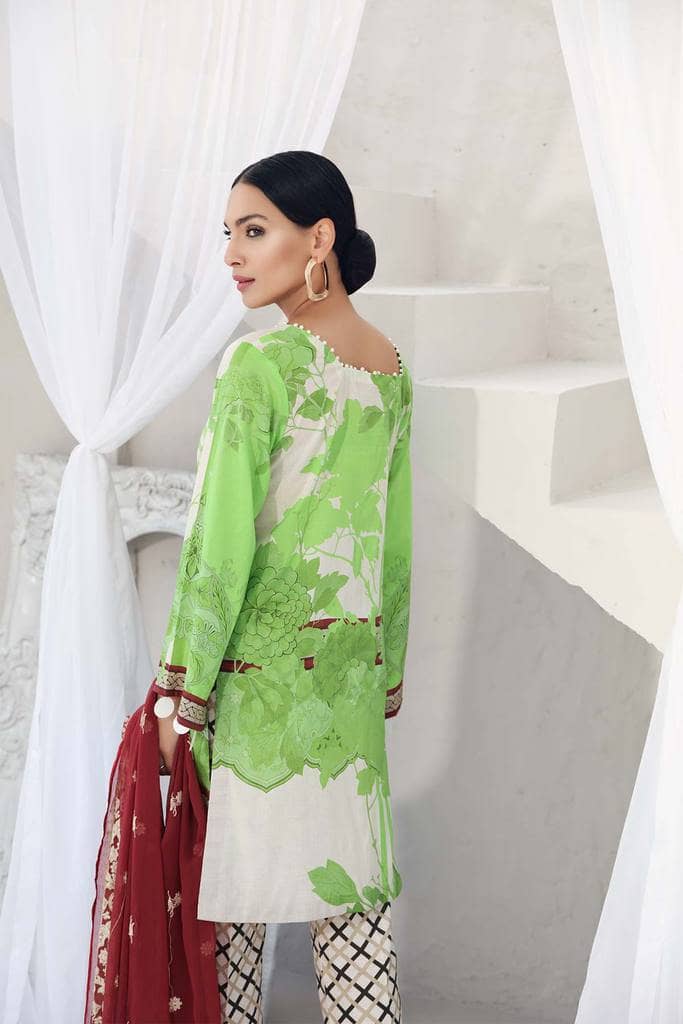 charizma Lawn Pakistani Suits Charizma Combination Chapter 1/Currant Bliss CC-43