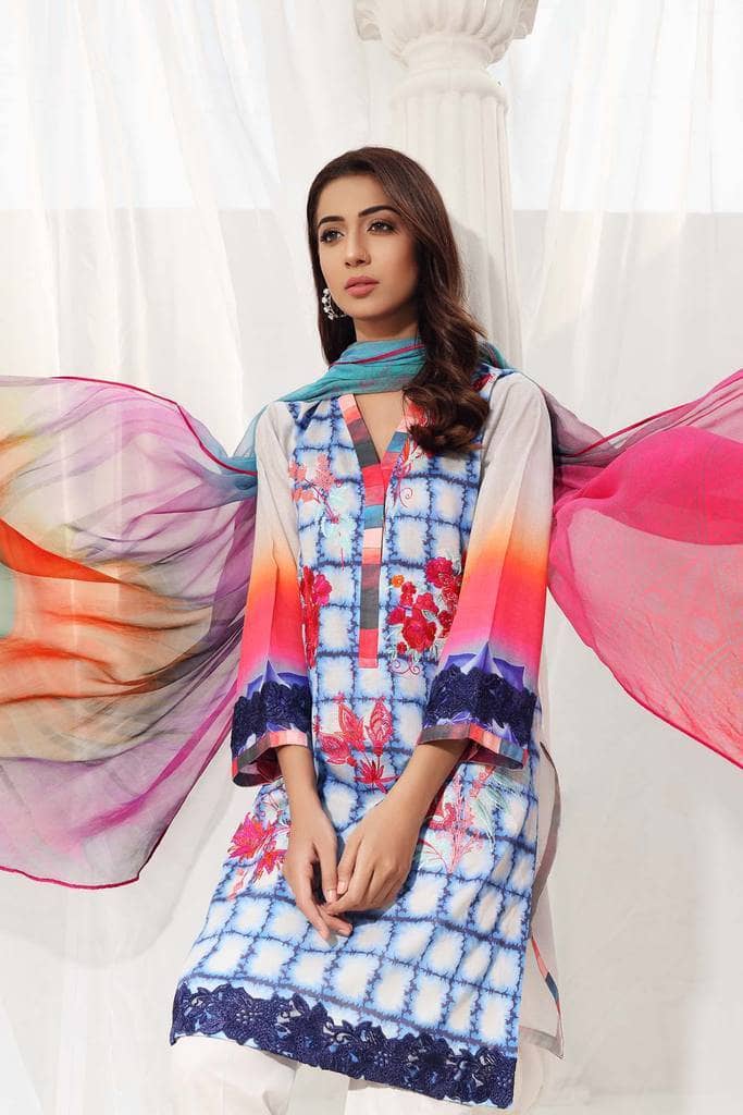 Charizma Naranji Lawn/Chapter 2/CC 03