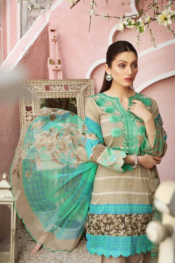 img_charizma_combination_lawn_2021_awwal_boutique