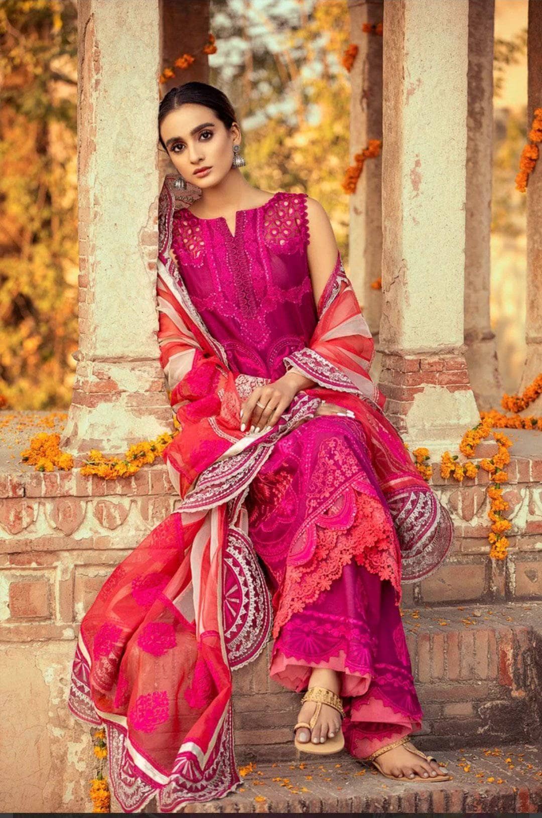 img_charizma_signature_lawn_2021_awwal_boutique