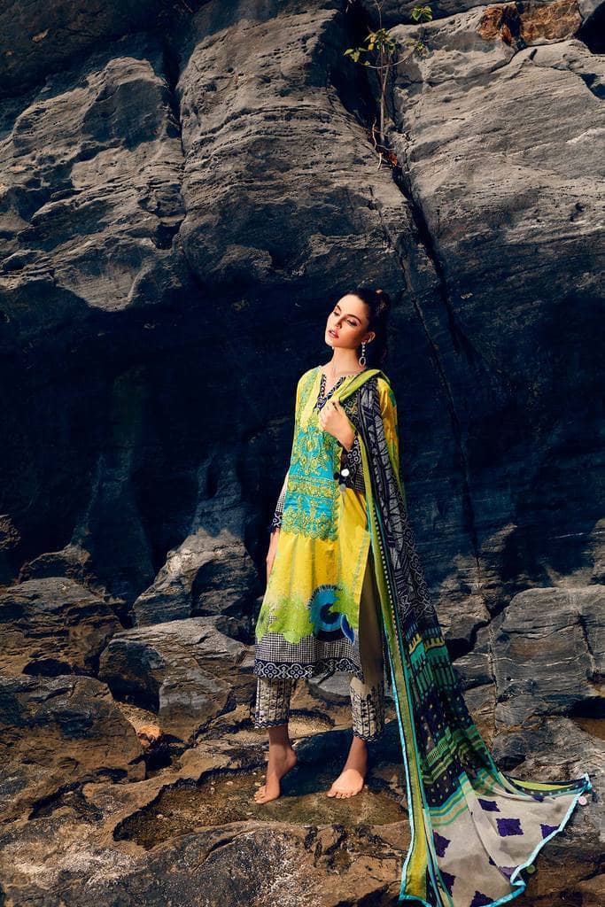 img_charizma_combination_lawn_2021_awwal_boutique