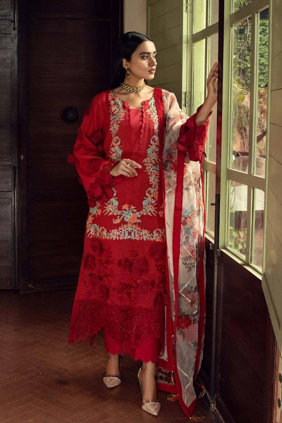 img_charizma_signature_eid_lawn_2021_awwal_boutique