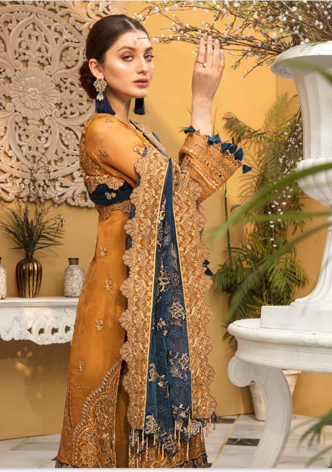 img_charizma_mehrosh_chiffon_collection_awwal_boutique