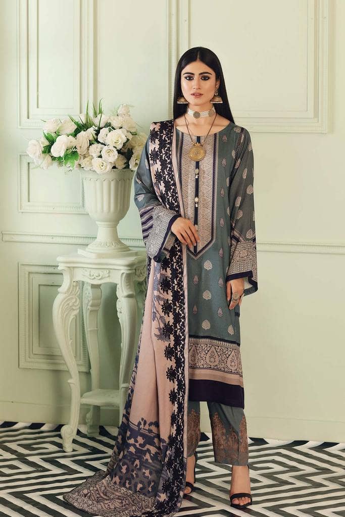 img_charizma_aniiq_winter_awwal_boutique