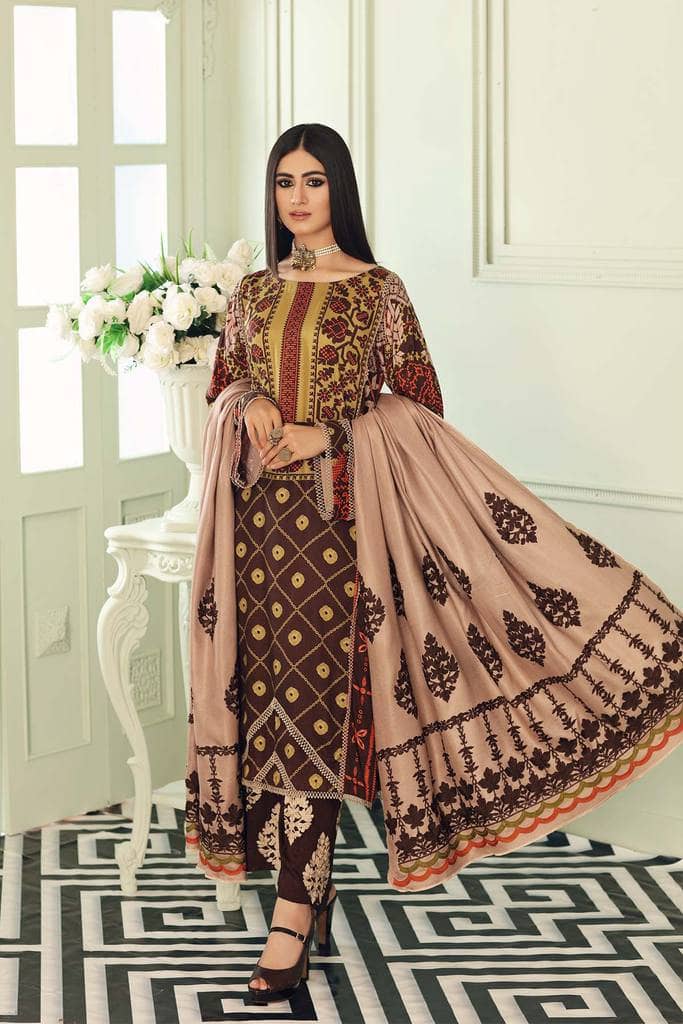 img_charizma_aniiq_winter_awwal_boutique