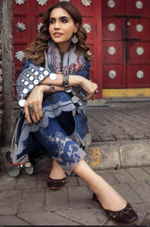 img_charizma_masakali_signature_winter_collection_awwal_boutique