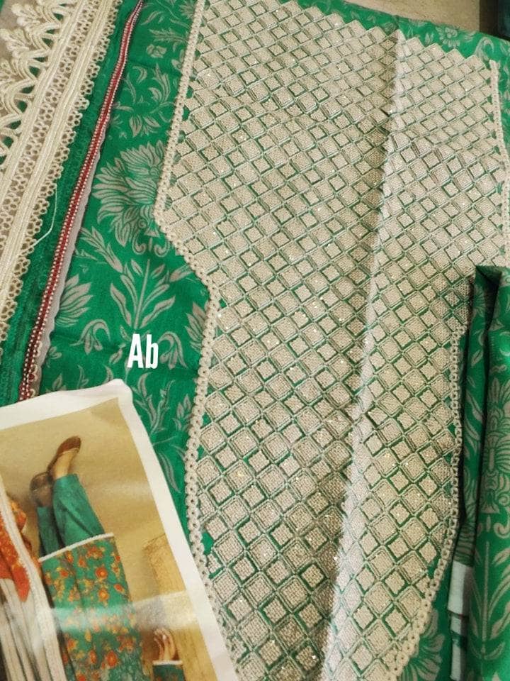 img_charizma_lawn_22_awwal_boutique