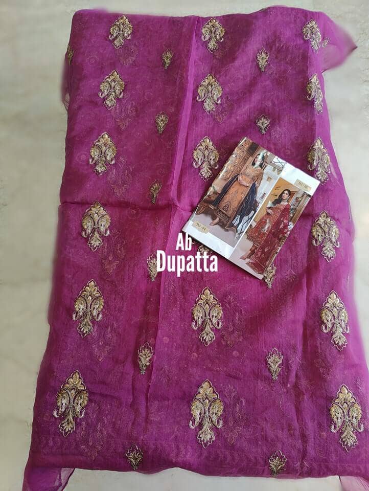 img_charizma_dastaan_awwal_boutique